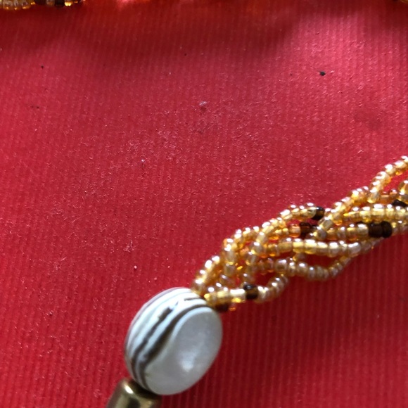 Elegant Beaded Necklace with Gold and Brown Accents - Picture 2 of 3
